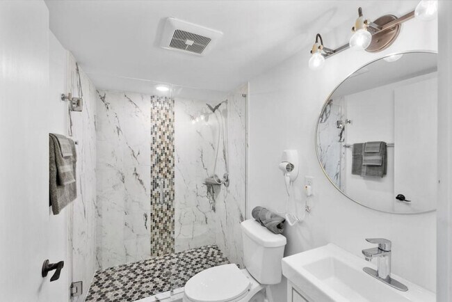 Foto del edificio - 18 W Elder St