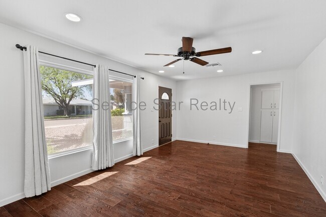 Foto del edificio - 2405 N 39th St