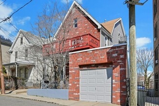 Building Photo - 30 Columbia Terrace