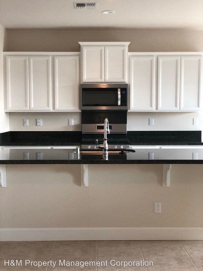 Building Photo - 3 br, 2.5 bath House - 813 Cerrato Way