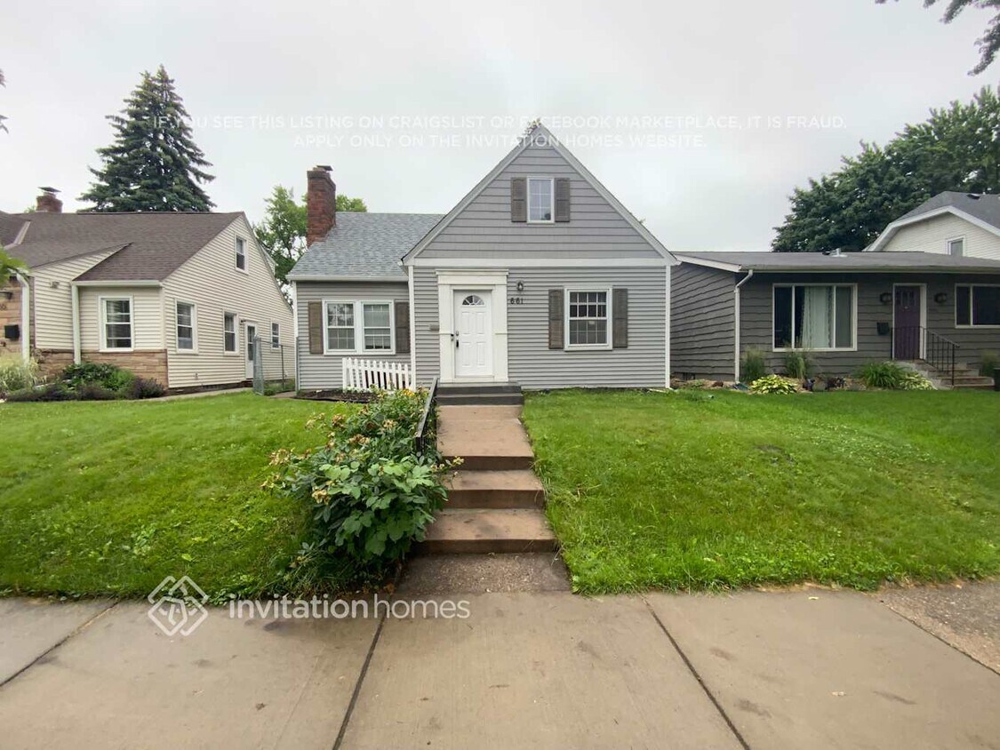 Foto principal - 661 Nebraska Ave E