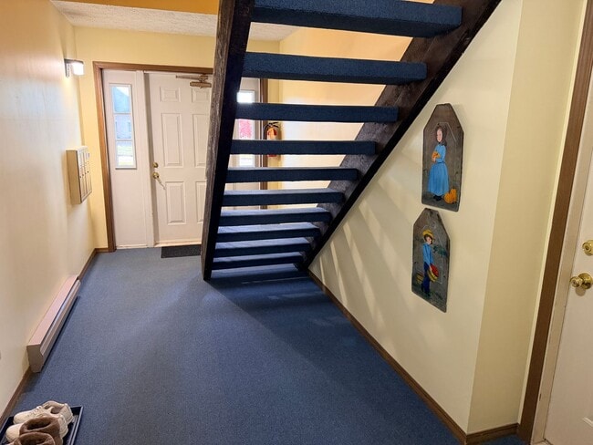 Foto del edificio - 806 Kentwood Dr