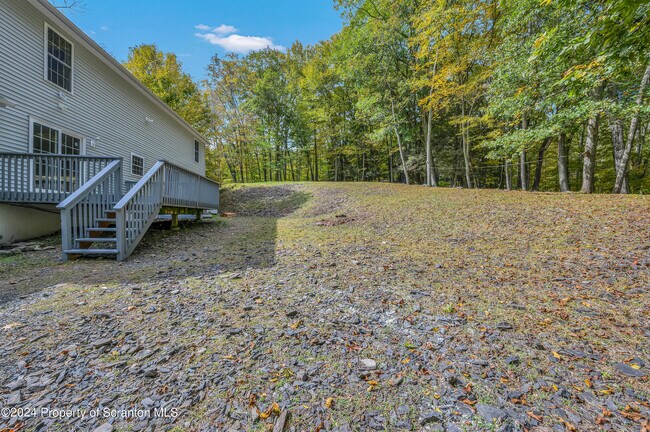 Foto del edificio - 315 Clubhouse Dr