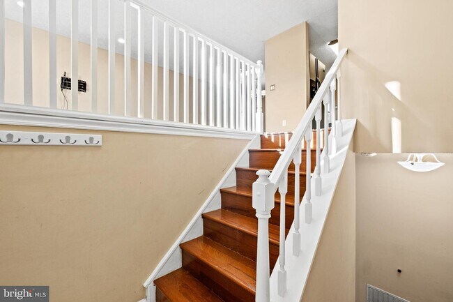 Foto del edificio - 8469 Rippled Creek Ct