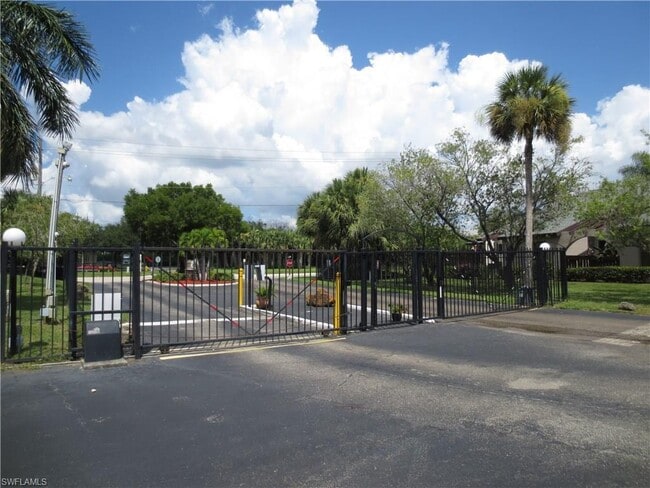 Foto del edificio - 12939 Cherrydale Ct