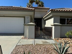 Building Photo - 78417 Willowrich Dr