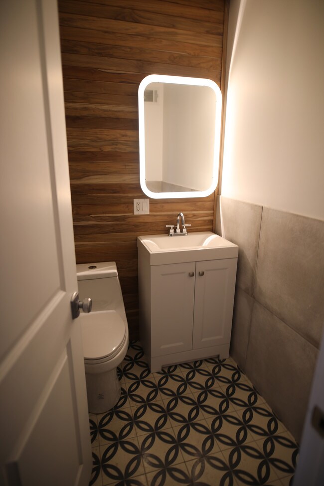 Foto del edificio - 382 Quincy St