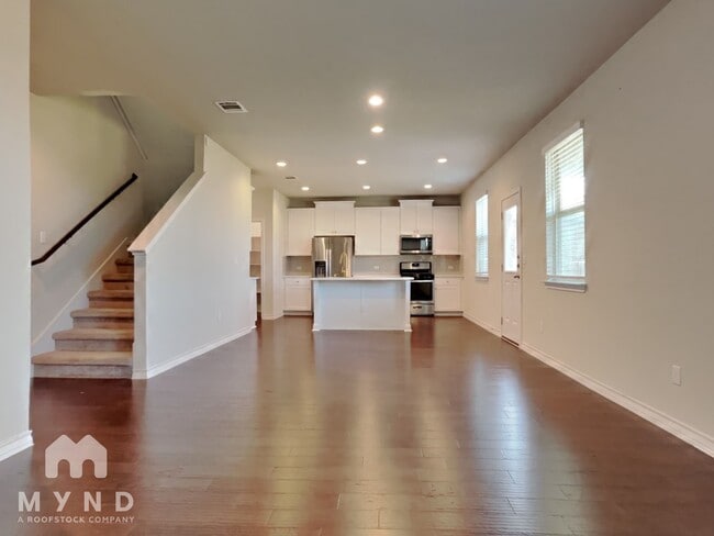 Building Photo - 3801 Soft Shore Ln