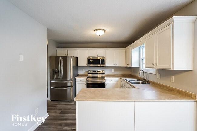 Foto del edificio - 3371 Heatherwood Trce