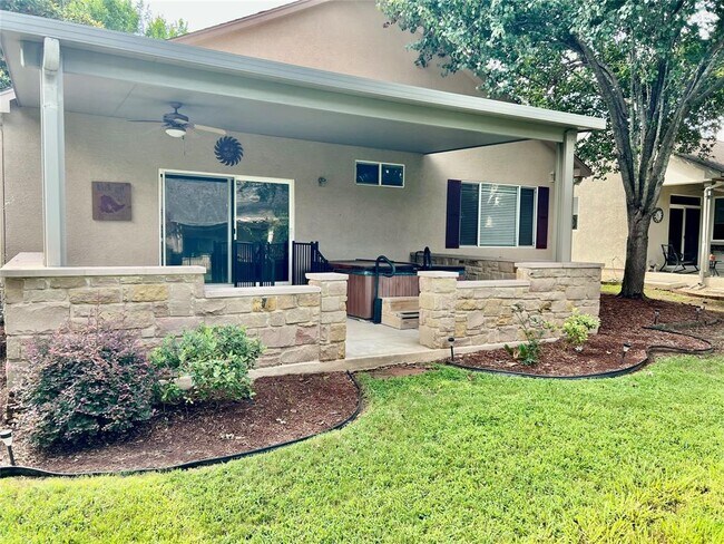 Building Photo - 508 Texas Dr