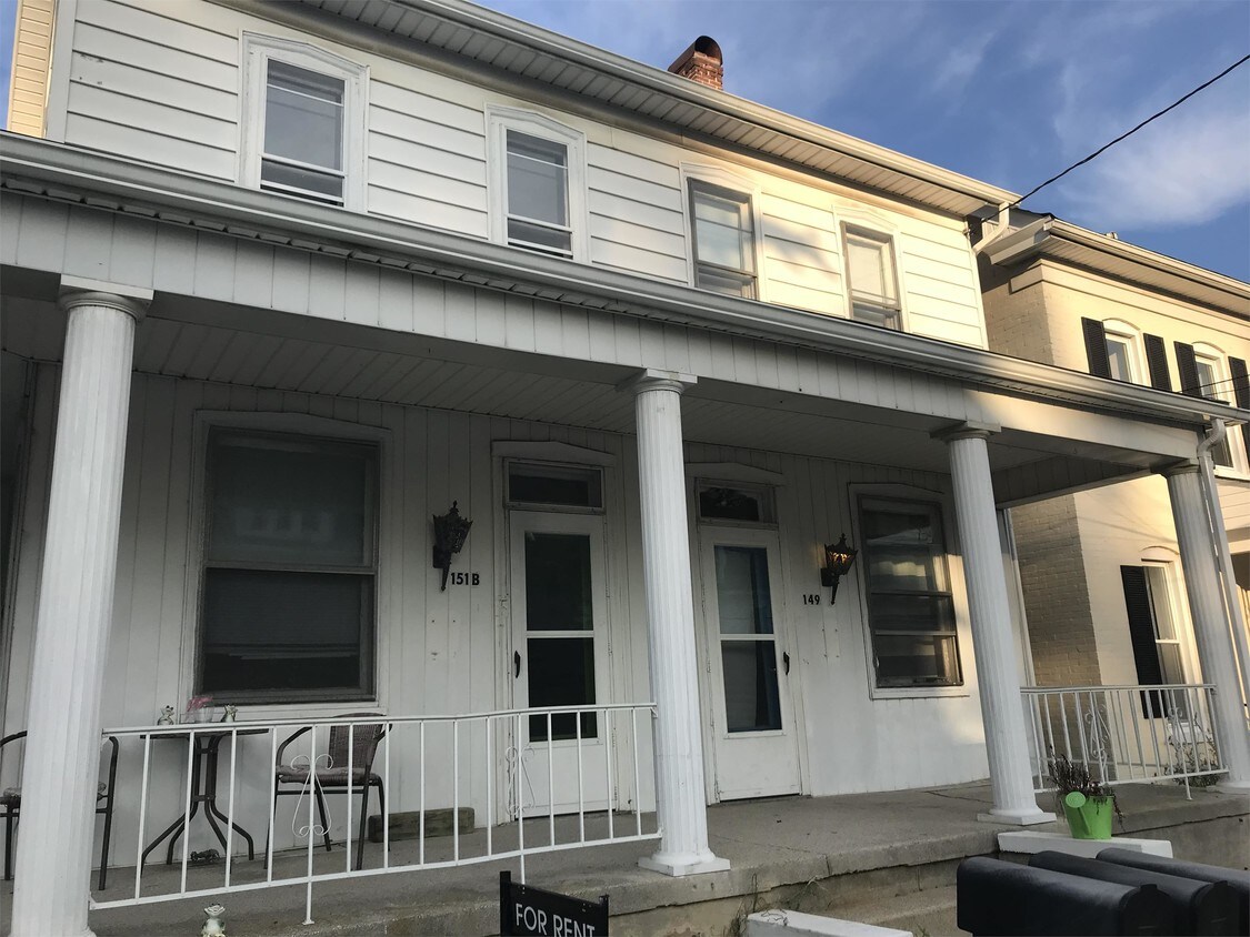 Primary Photo - 149 N Charles St