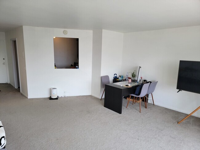 Foto del edificio - 5415 N Sheridan Rd