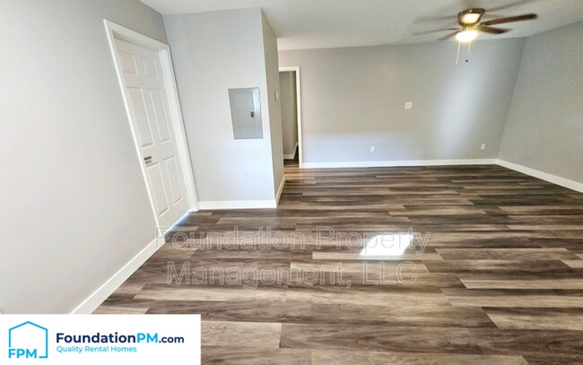 Foto del edificio - 2392 Alcy Park Ln