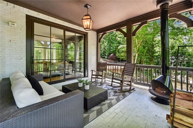 Building Photo - 6305 River Chase Cir NW