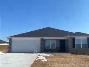 Building Photo - 3407 SW Endearment St