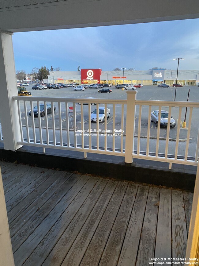 456 Salem St Unit 2, Medford, MA 02155 456 Salem St Medford, MA