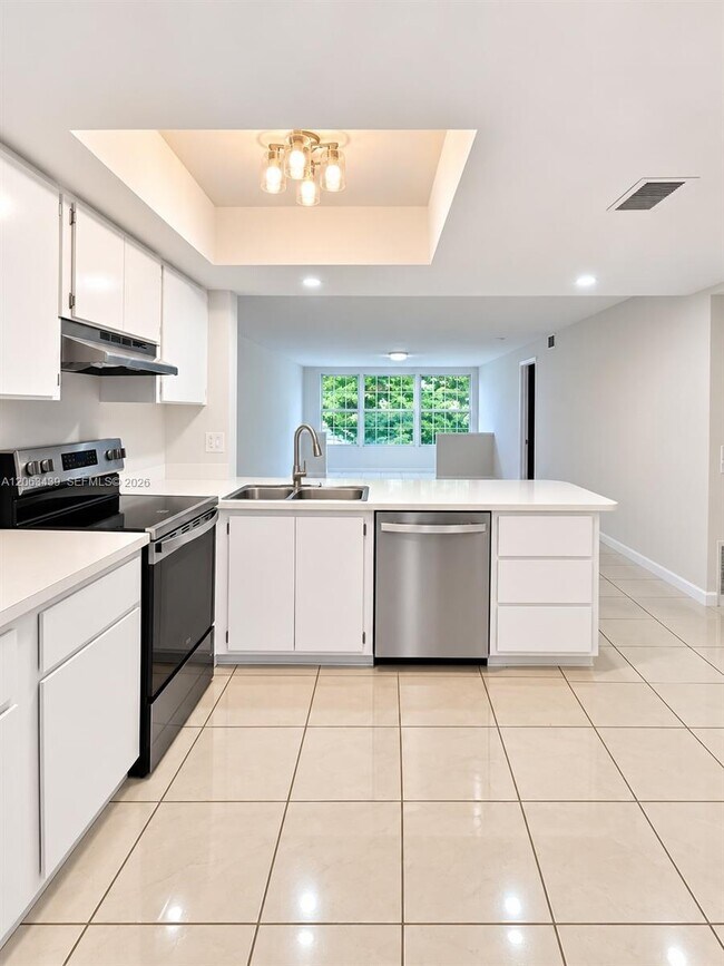 Building Photo - 106 Palm Beach Trace Dr