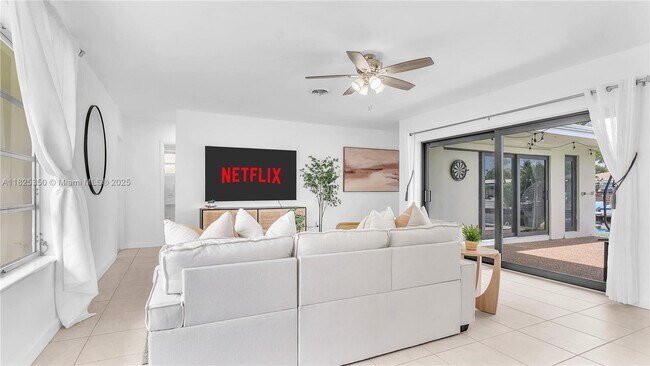 Foto del edificio - 151 SE 9th Ct
