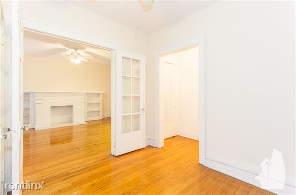 Building Photo - 2811 N Pine Grove Ave