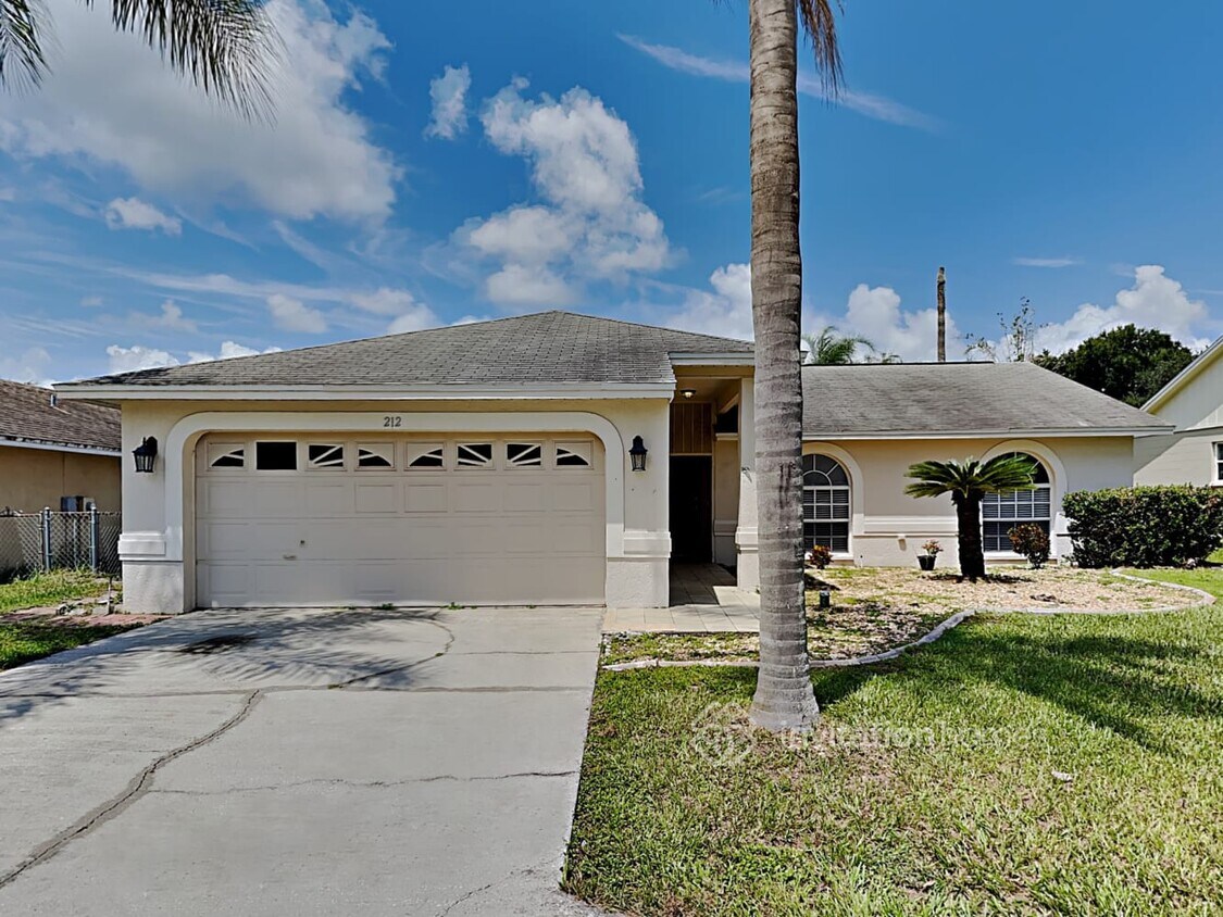 Foto principal - 212 Kingshill Ct SE
