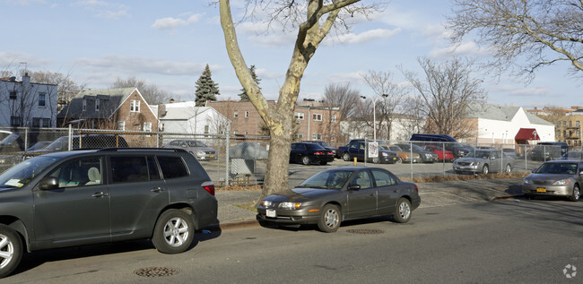 Parking Area - 2001 Bruckner Blvd