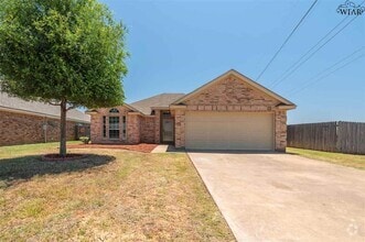 Building Photo - 6027 Laci Ln