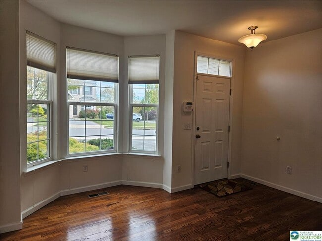 Foto del edificio - 311 Blue Sage Dr