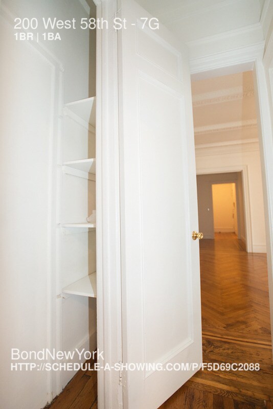 Building Photo - 200 W 58th St