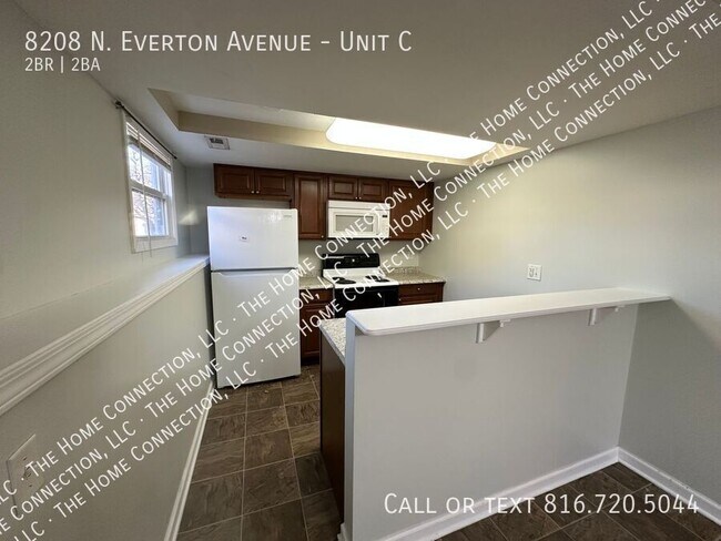 Foto del edificio - 8208 N Everton Ave