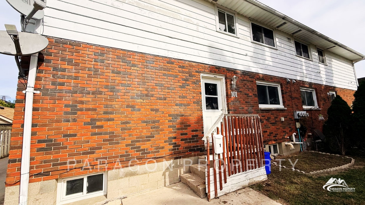 Primary Photo - 101 Berry St