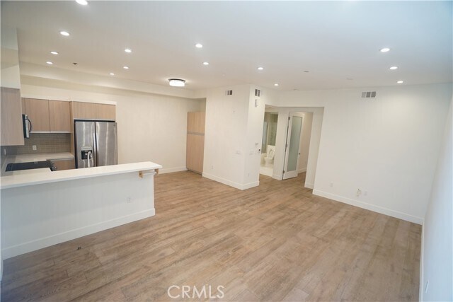 Foto del edificio - 210 N Monterey St