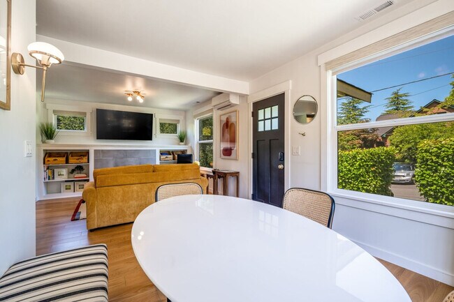 Foto del edificio - 2811 NW 87th St