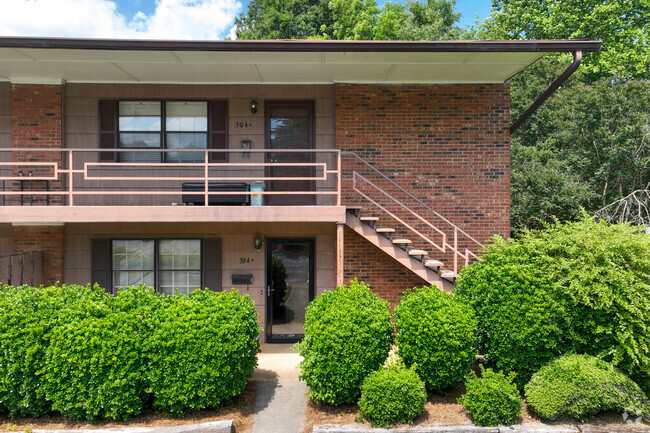 Entry - Tanyard Court Villas