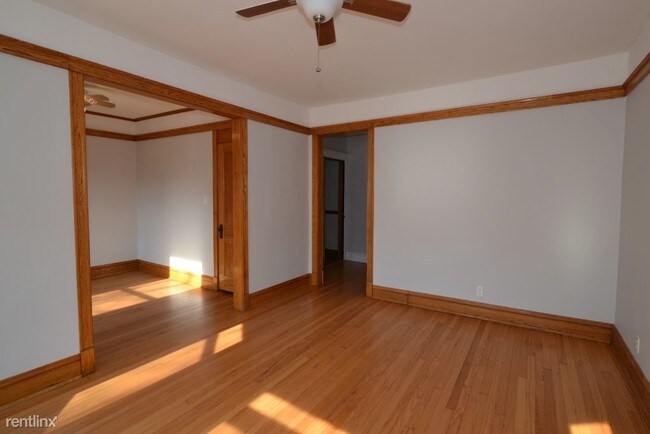 Foto del edificio - 1462 W Foster Ave
