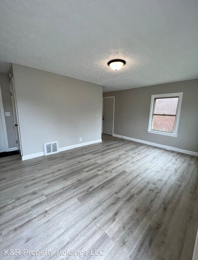 Foto del edificio - 3 br, 1 bath House - 2818 Coventry Blvd NE