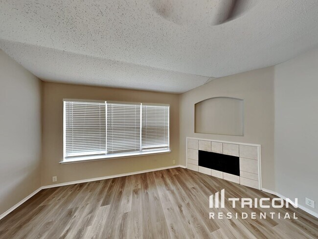 Building Photo - 1619 Columbia Drive Glenn Heights TX