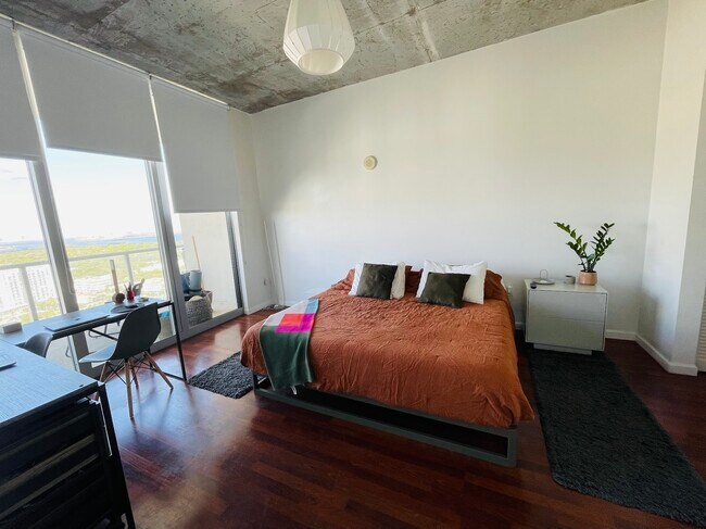 Foto del edificio - 3470 E Coast Ave