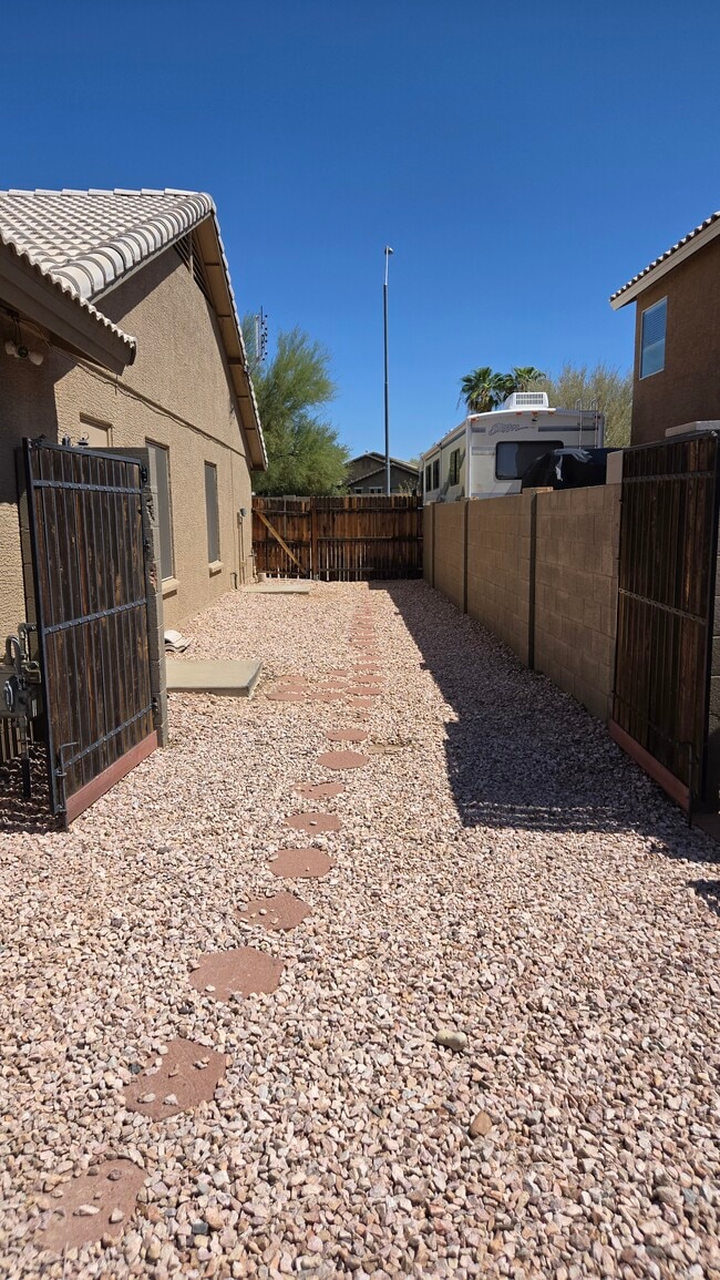 Building Photo - 21535 N 107th Dr