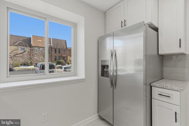 Building Photo - 1710 Tyvale Ct