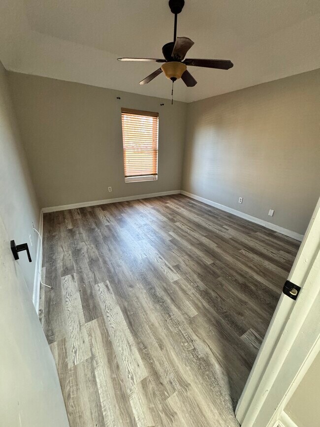 Foto del edificio - 604 Cordova Green