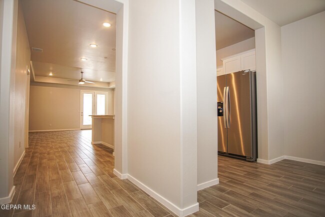 Foto del edificio - 13717 Eccles Rd