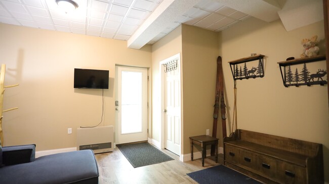 Foto del edificio - 2 Moose Ln