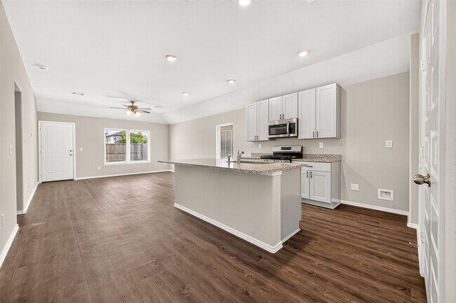 Foto del edificio - 25431 Blue Mistflower Dr