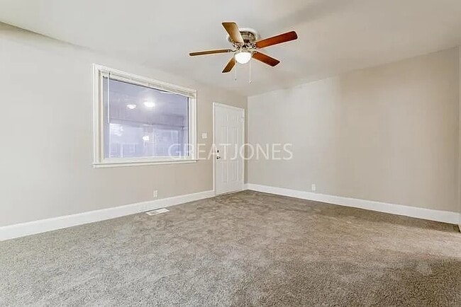 Foto del edificio - 1339 Hibiscus St