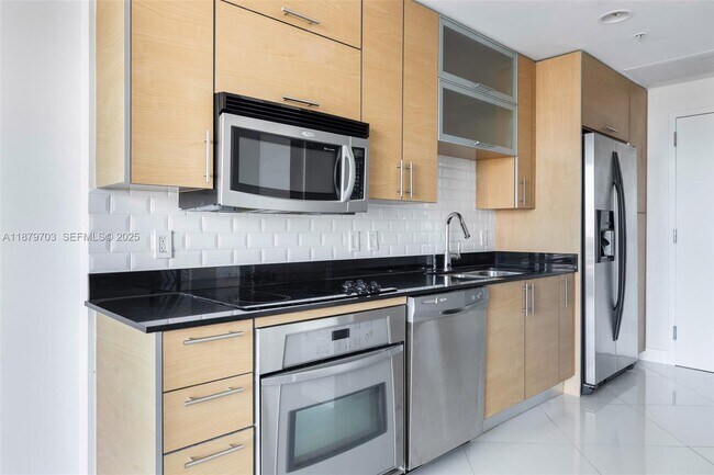 Foto del edificio - 60 SW 13th St