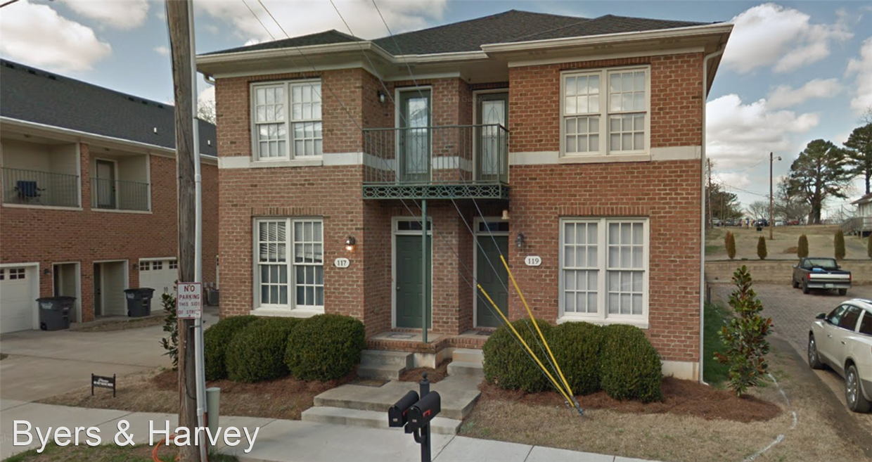 Primary Photo - 2 br, 2.5 bath House - 117 McClure Street