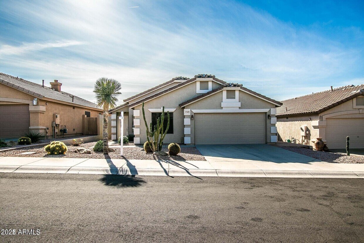 Primary Photo - 7549 E Christmas Cholla Dr