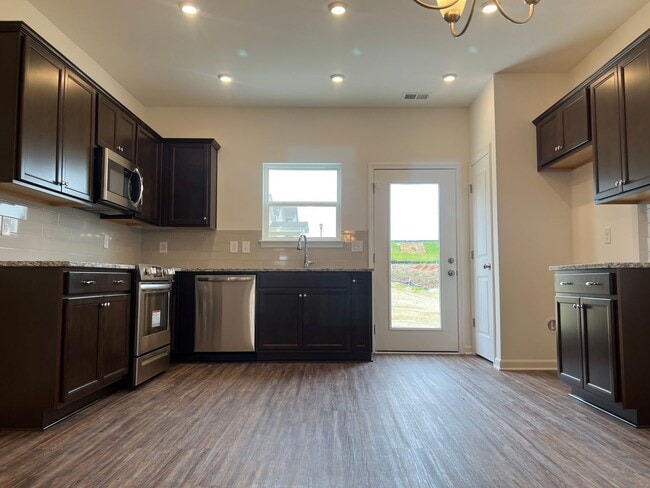 Building Photo - McKeesport Subdivision - Shelbyville