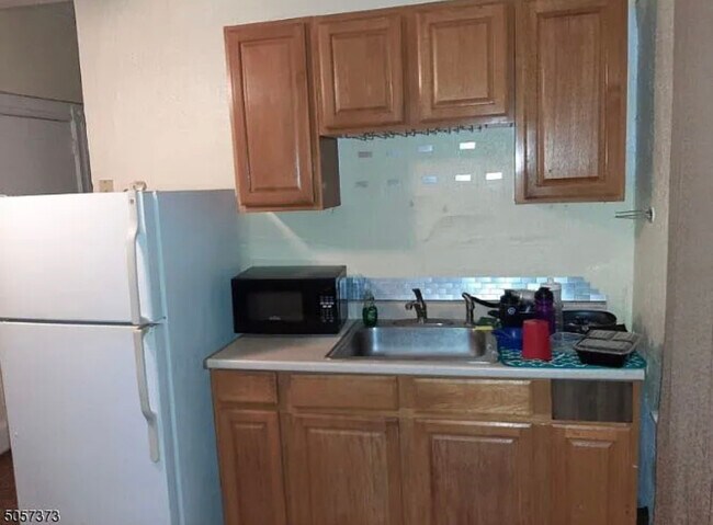 Building Photo - 73 Franklin St