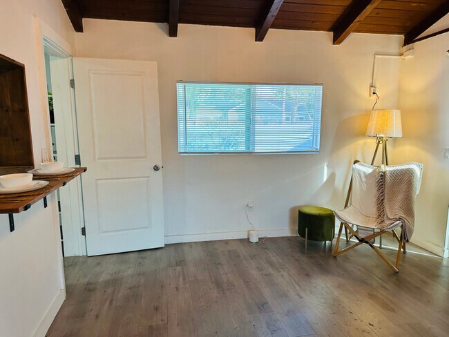 Foto del edificio - 2707 Cridge St